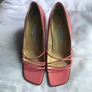 Women’s Shoes